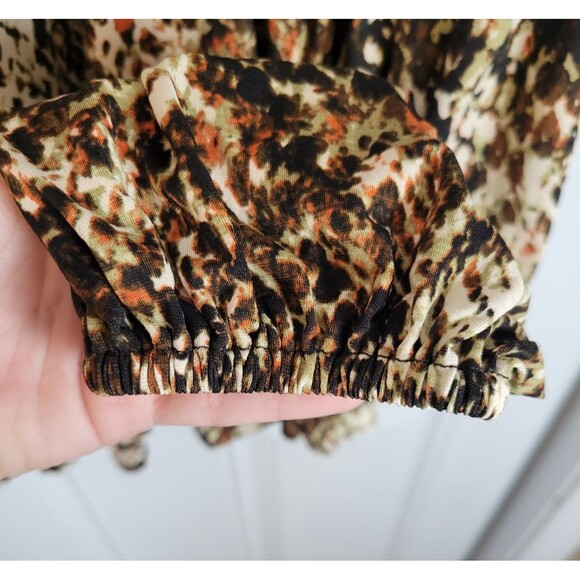 Sew in Love Plus Size Abstract Animal Print Long Sleeve Top Size 2X - Picture 8 of 9